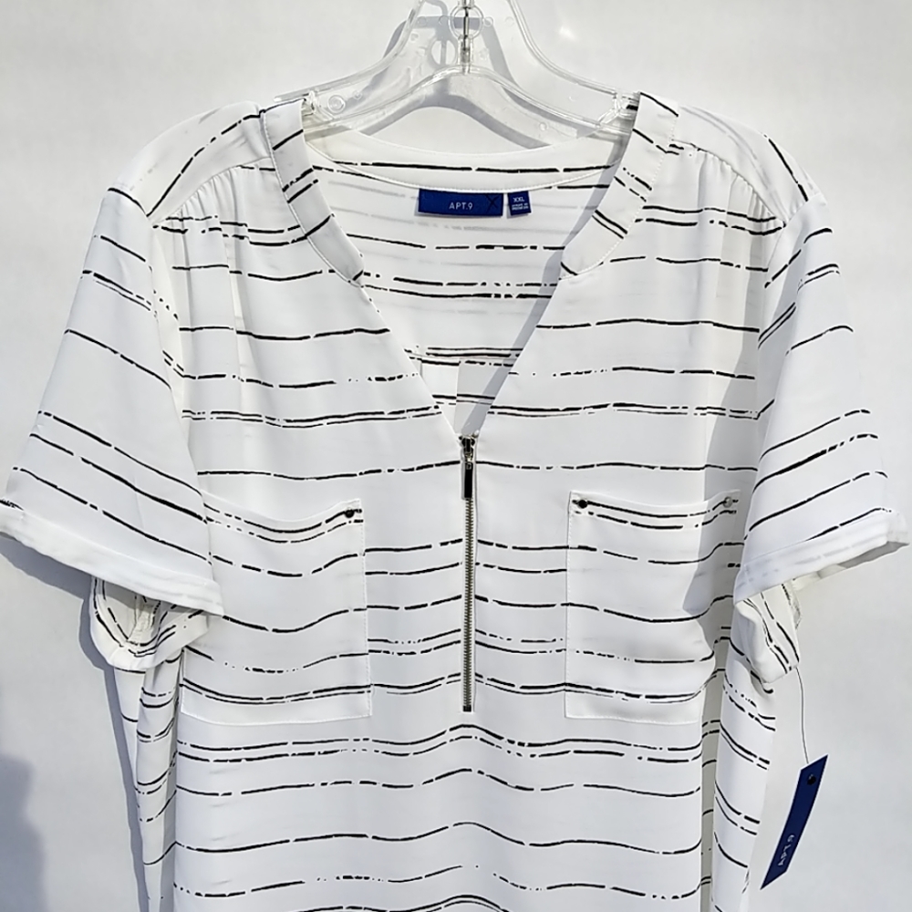 APT 9 short sleeve blouse